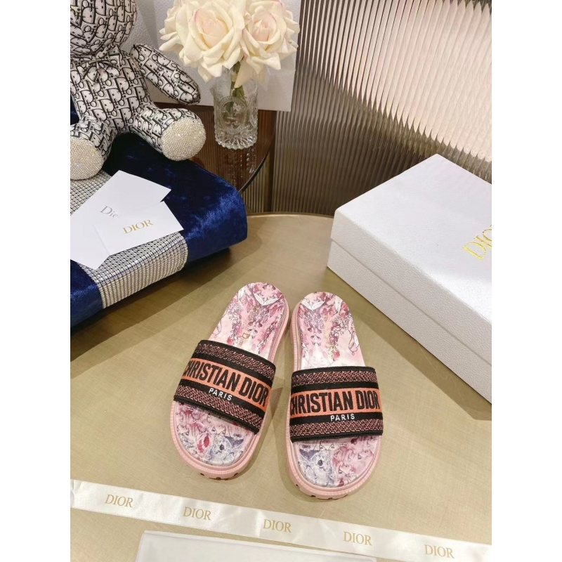 ch**an D*or slippers